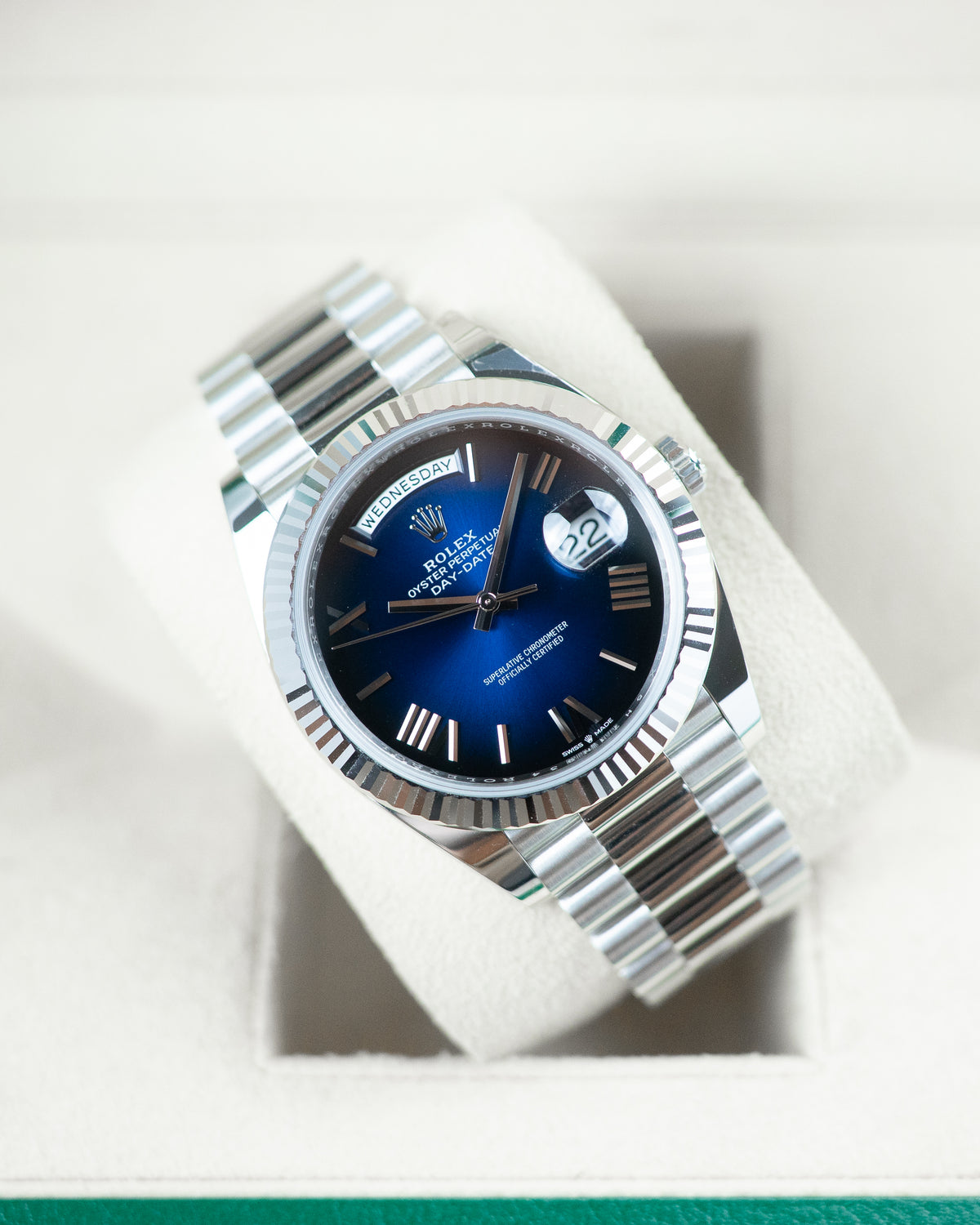 Rolex Day-Date 40 Blue Ombre in Platinum