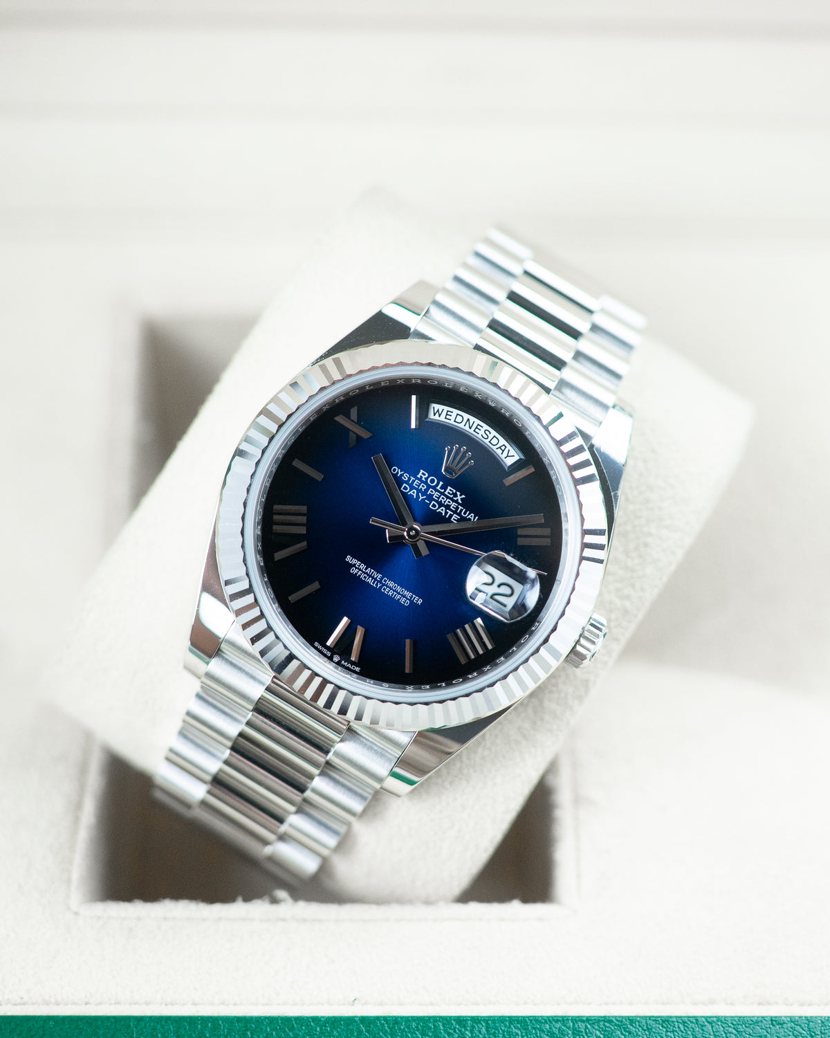 Rolex Day-Date 40 Blue Ombre in Platinum