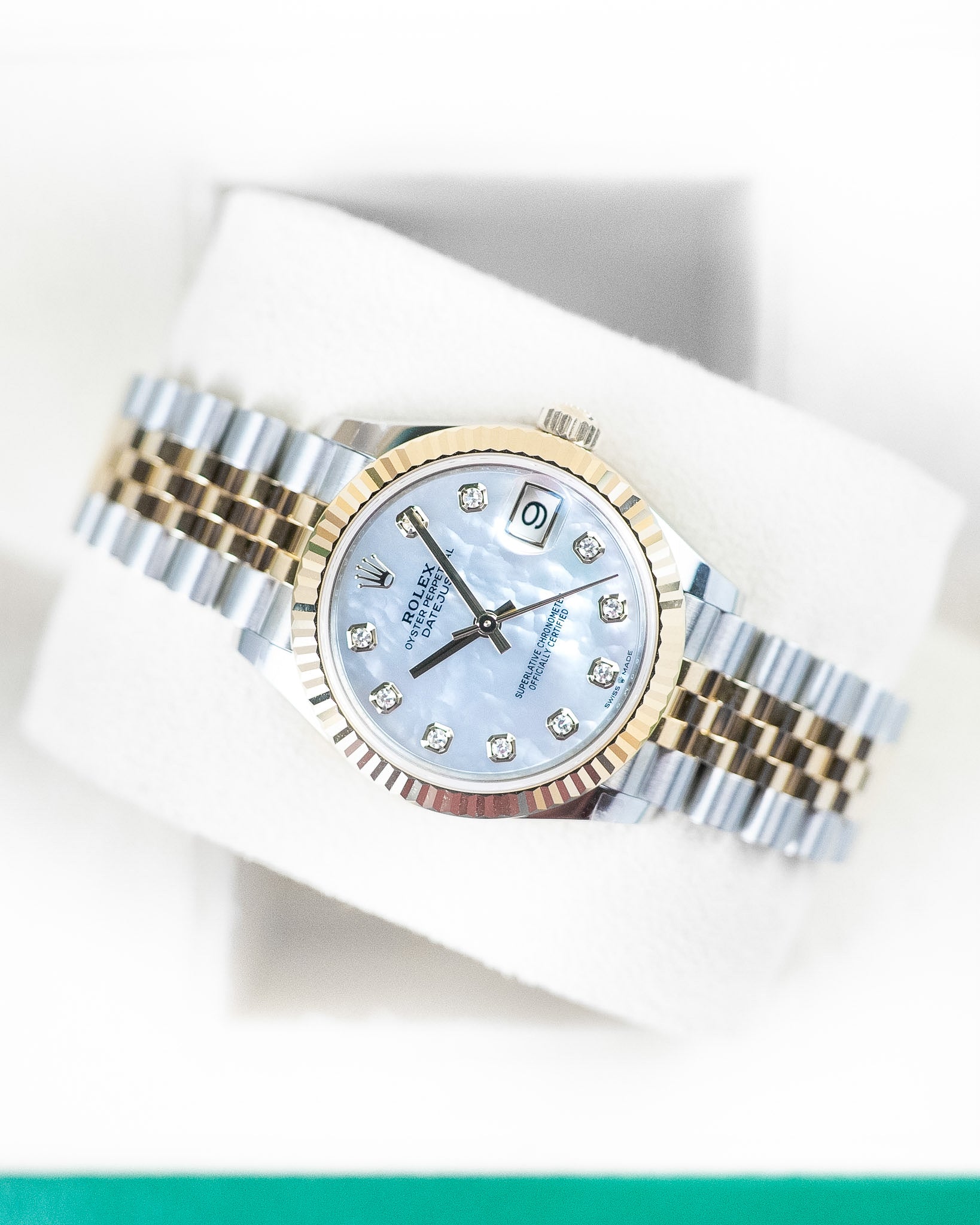 Rolex Lady-Datejust 31MM MOP Diamond Dial