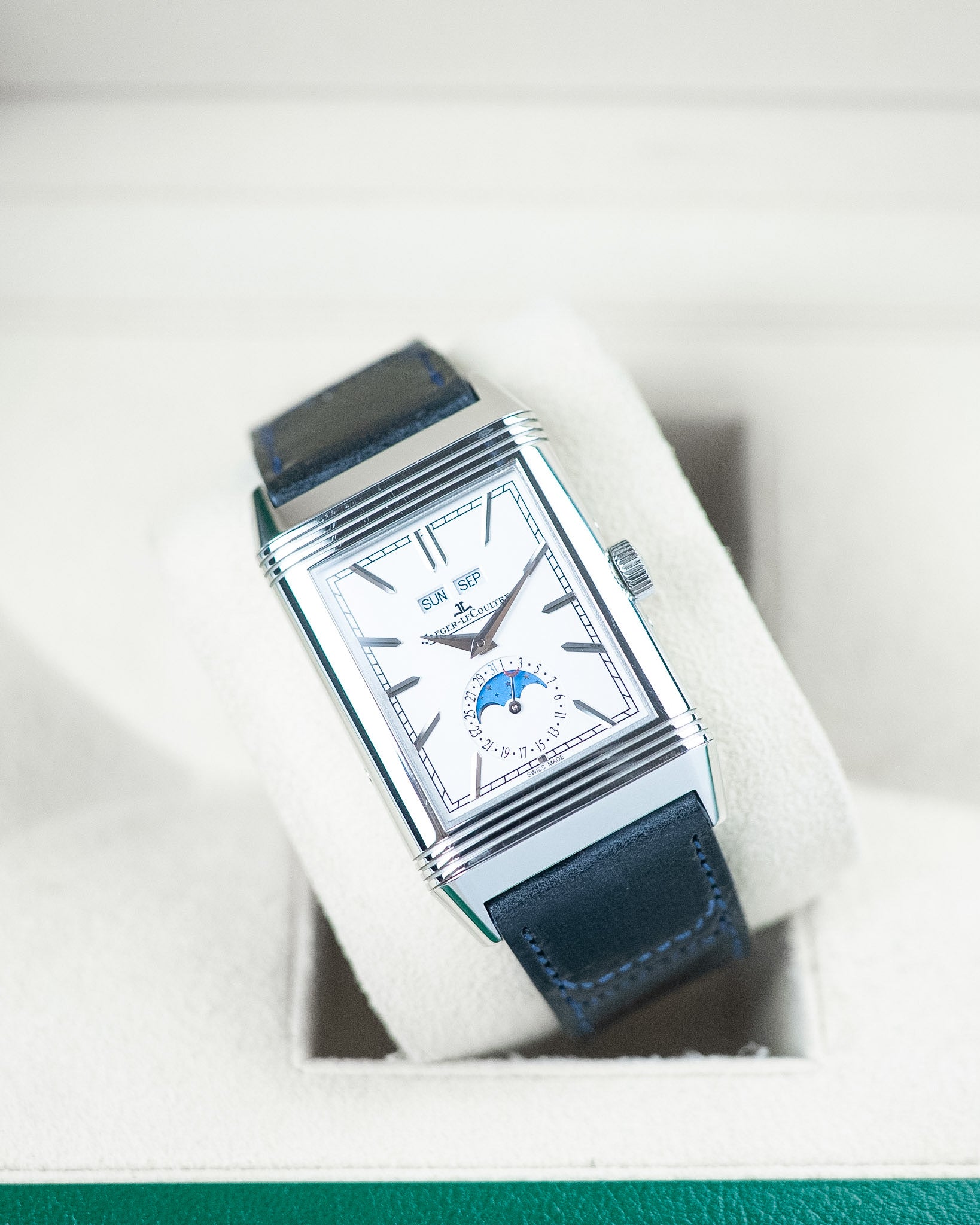 Jaegar-LeCoultre Reverseo Tribute Duo-face Annual Calendar Moonphase
