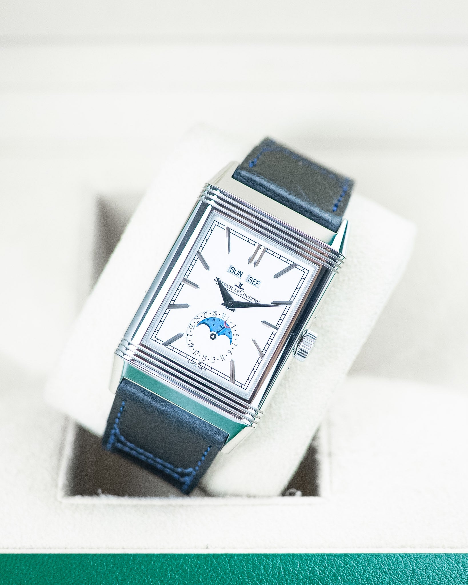 Jaegar-LeCoultre Reverseo Tribute Duo-face Annual Calendar Moonphase