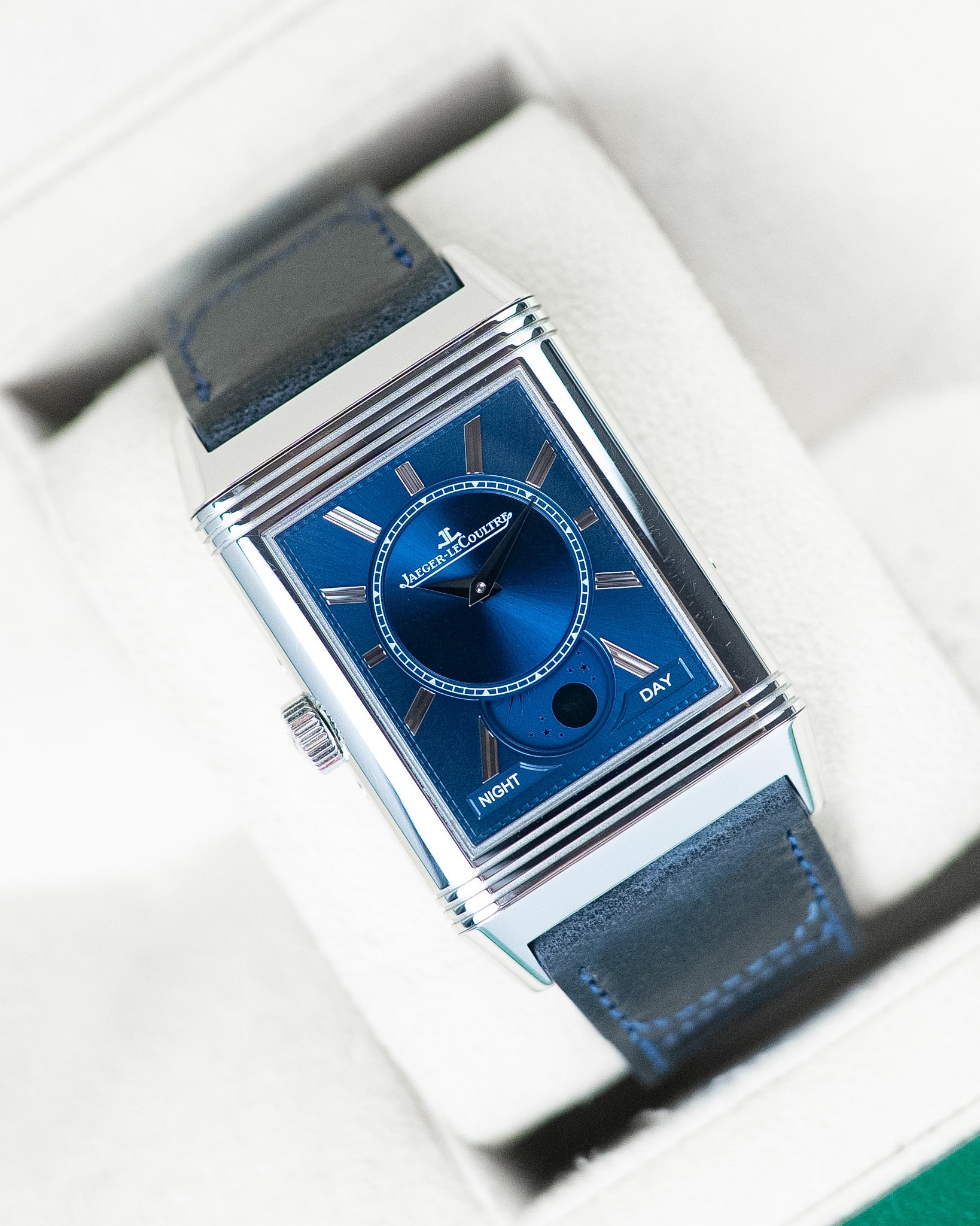 Jaegar-LeCoultre Reverseo Tribute Duo-face Annual Calendar Moonphase