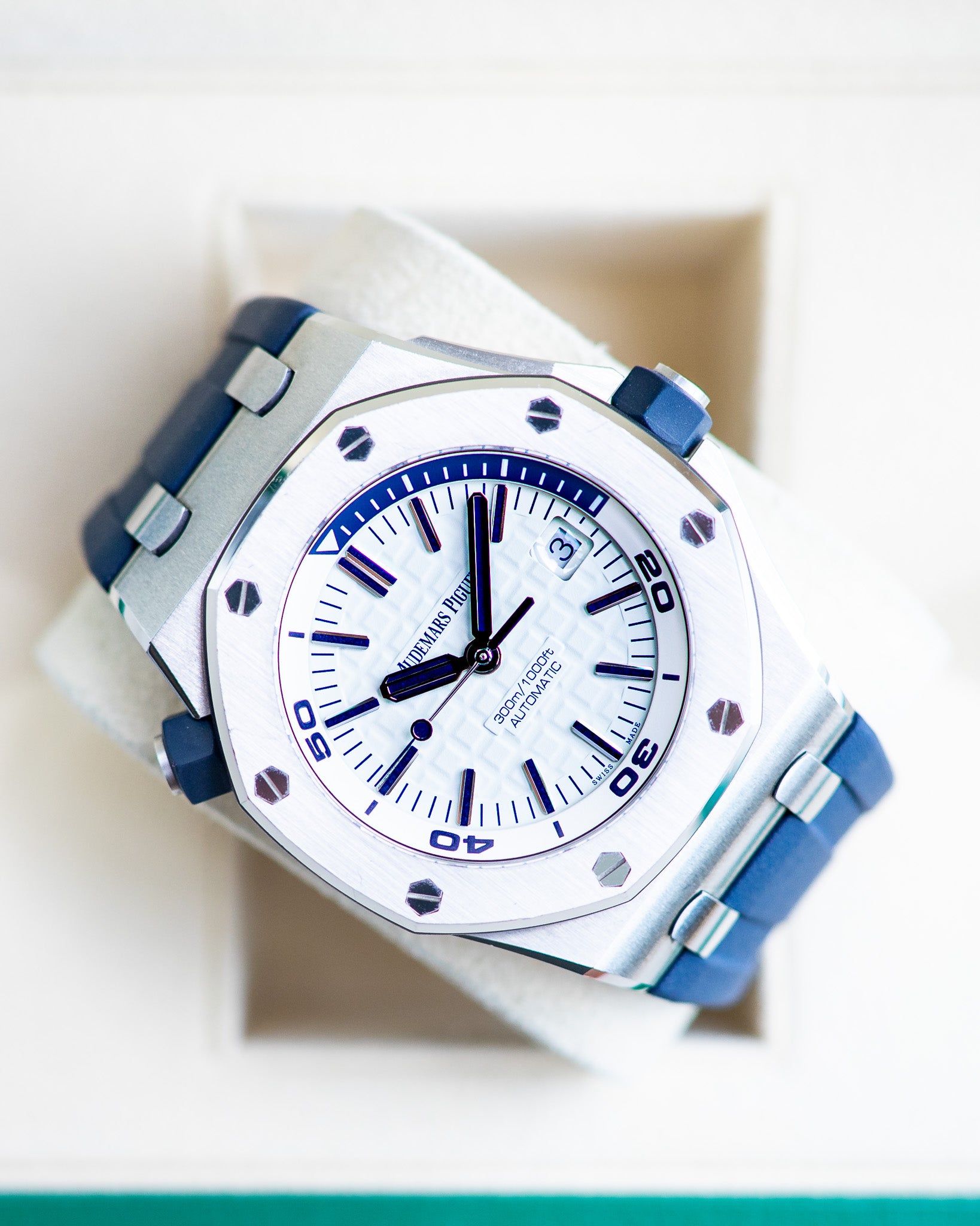 Audemars Piguet Royal Oak Offshore Diver White Dial