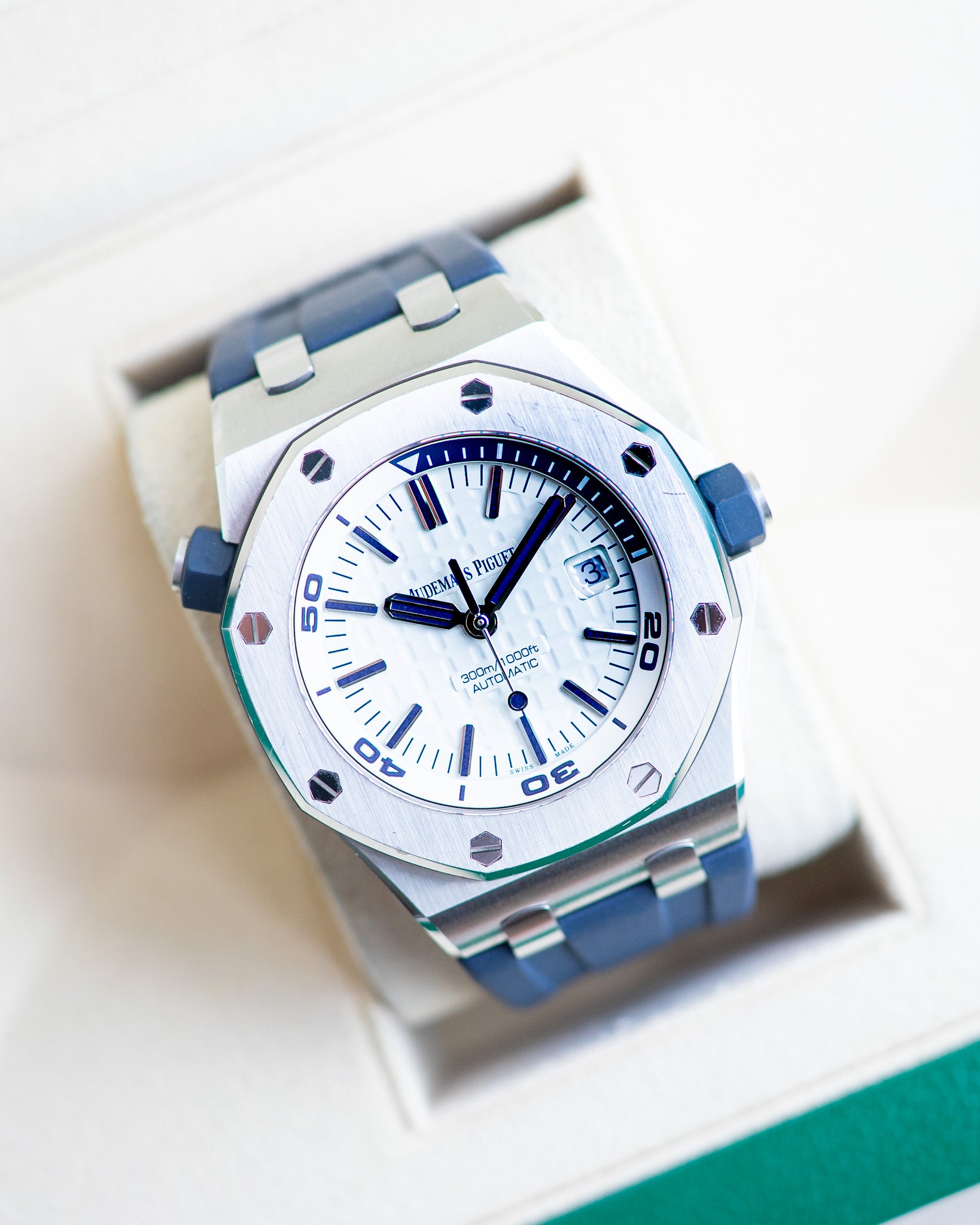 Audemars Piguet Royal Oak Offshore Diver White Dial