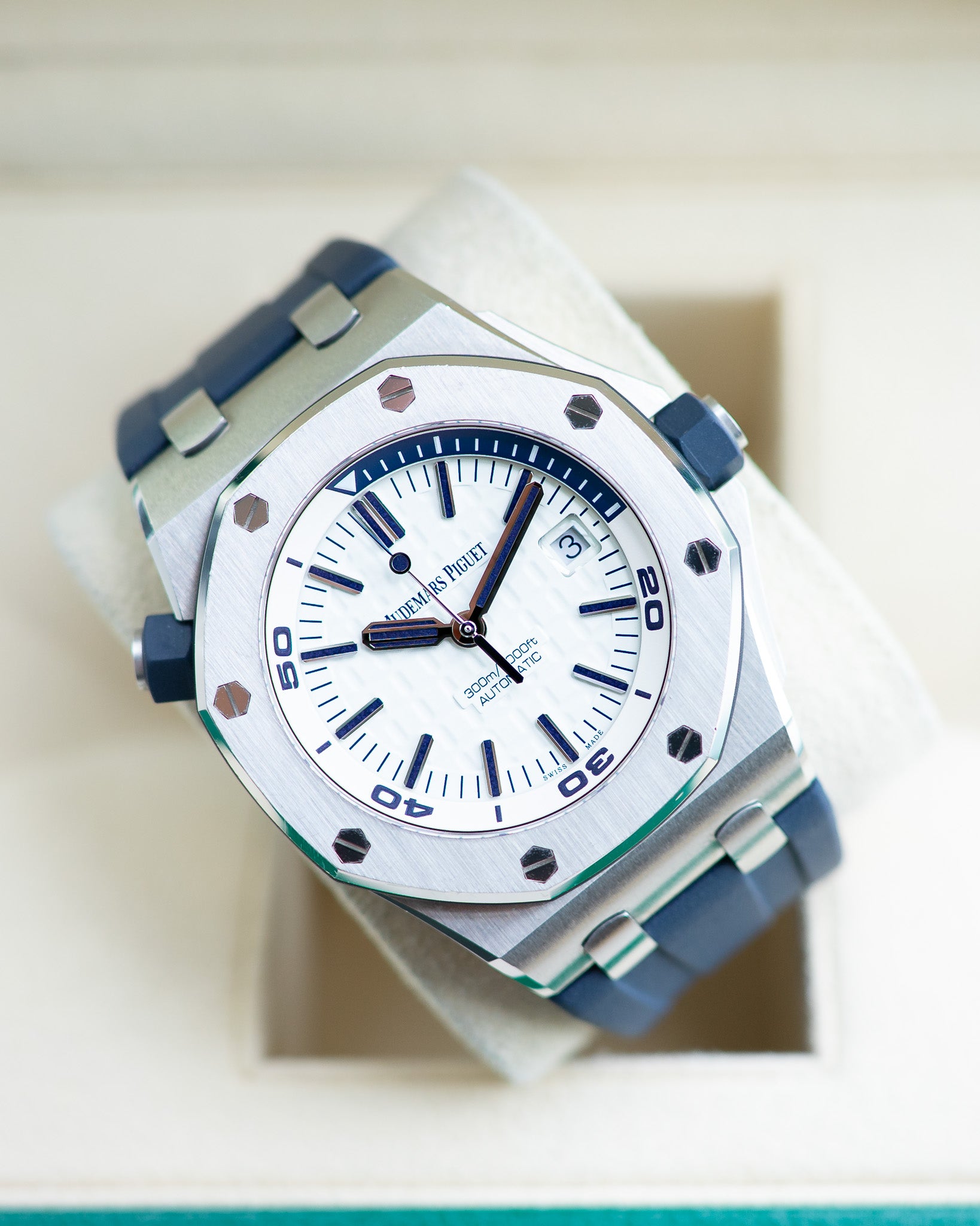 Audemars Piguet Royal Oak Offshore Diver White Dial