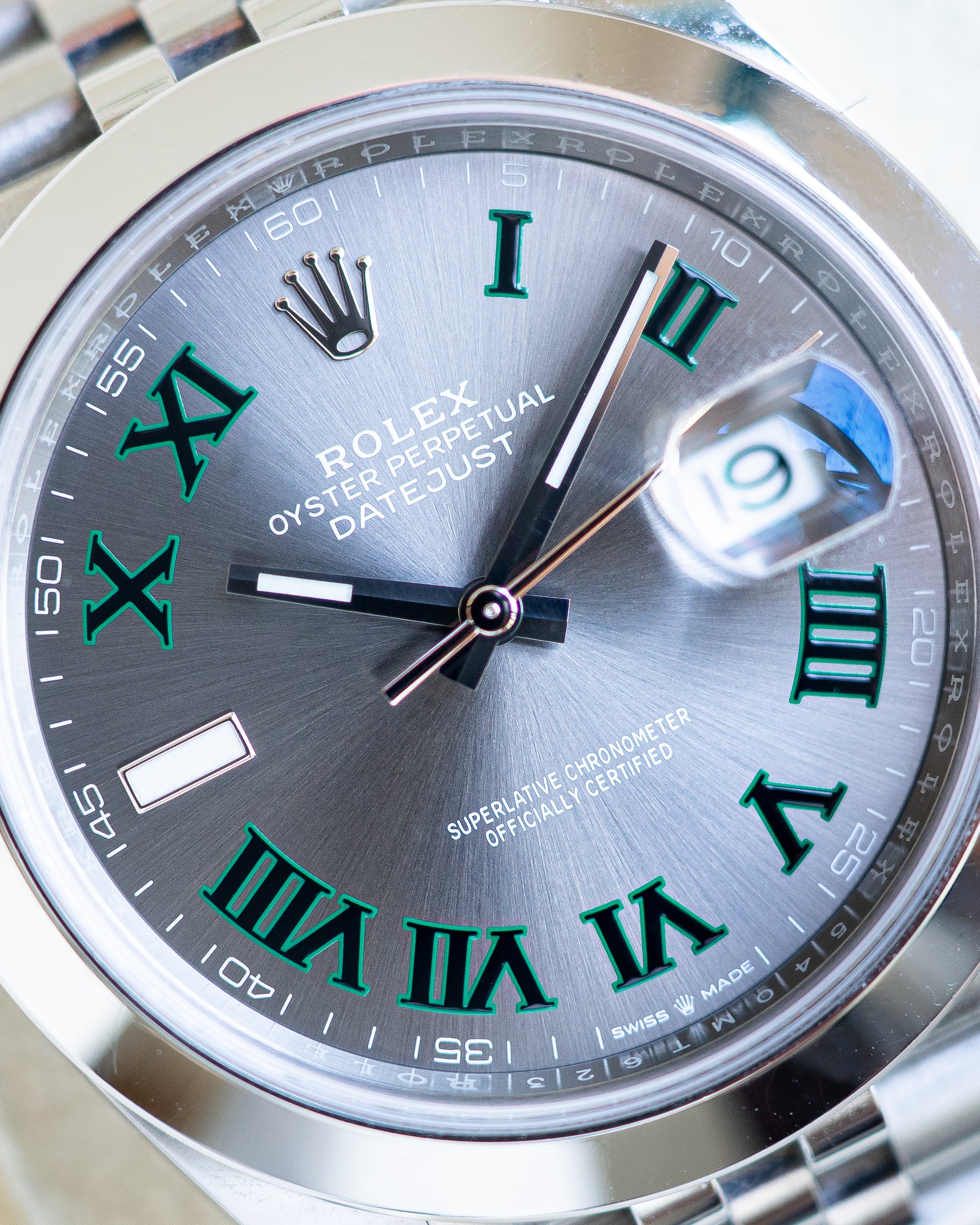 Rolex Datejust 41 Wimbledon Dial Smooth Bezel Ref. 126300