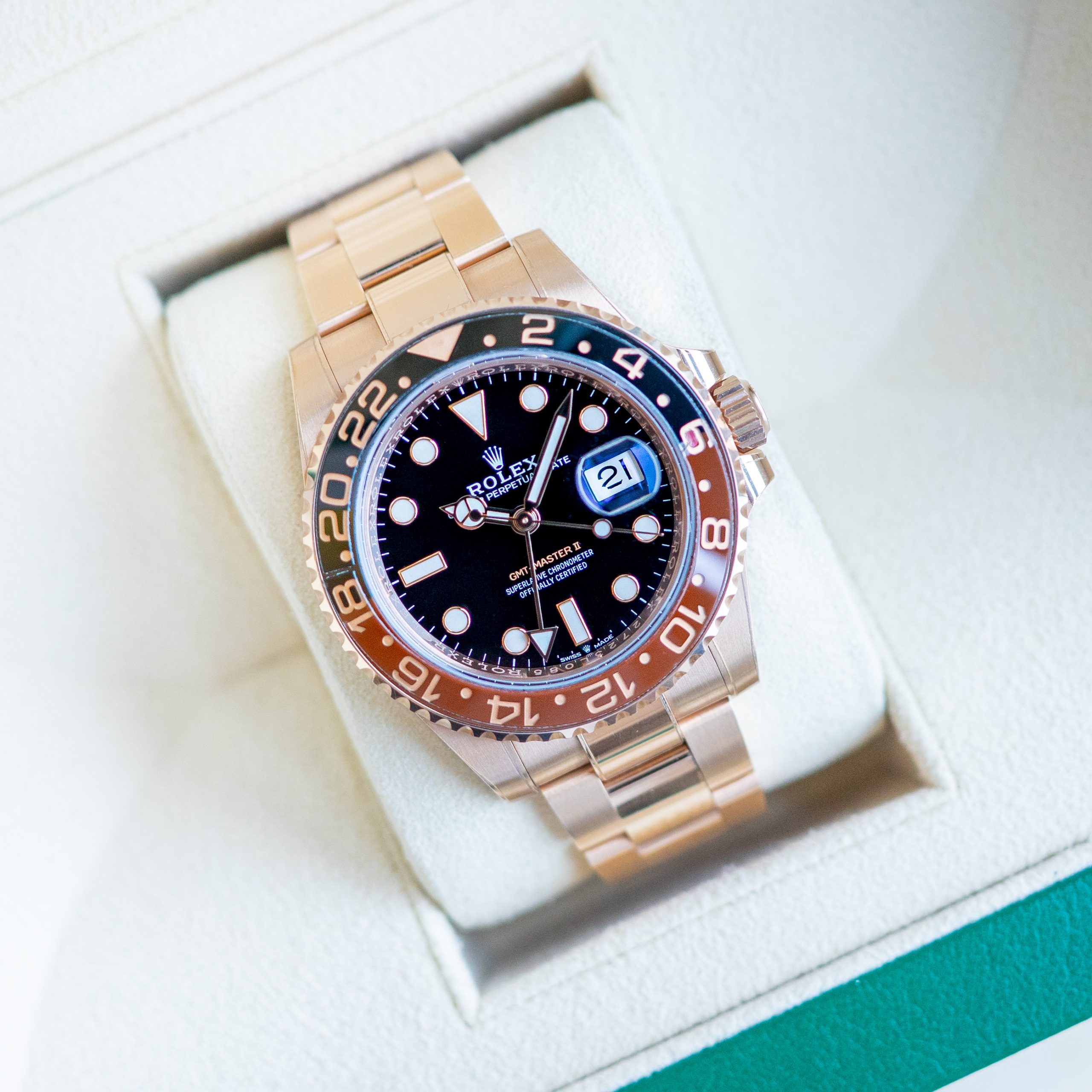 Rolex GMT Master II Ref. 126715CHNR Rose Gold 'Rootbeer' - Image 3